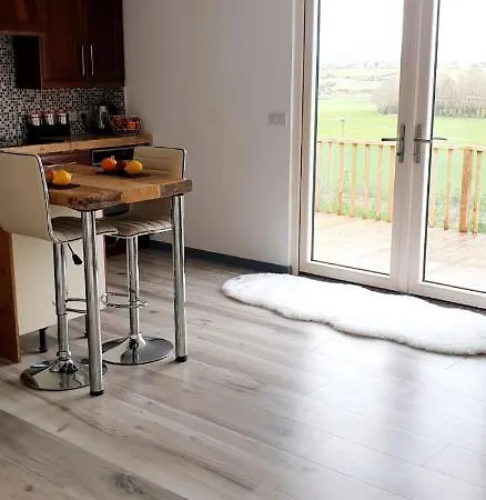 Chalet The Lookout Carrick-on-Suir